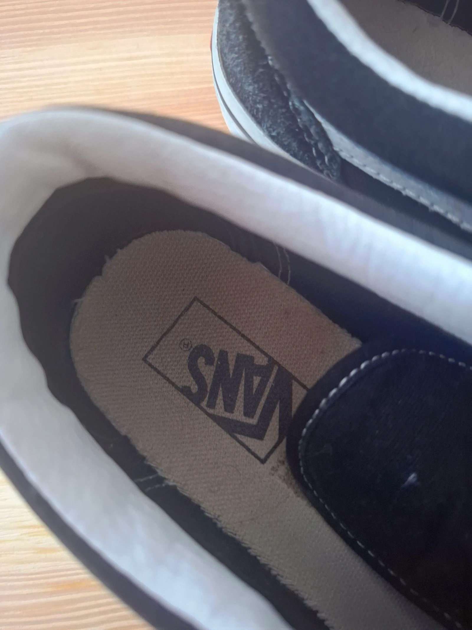 🖤🤍 Vans black & white unisex model – size 32 – super condition ✨ – photo 3